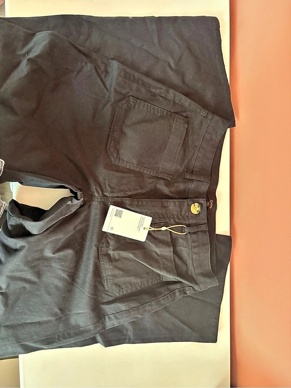 Quince Ultra-Stretch Ponte Cropped Wide Leg Pants Cargo Shorts in Black Size 8